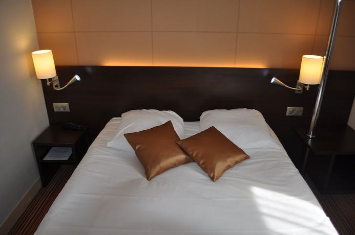 Imagen de la habitación del Hotel H&ocirc;tel Inn Design Langres Resto Novo. Foto 12