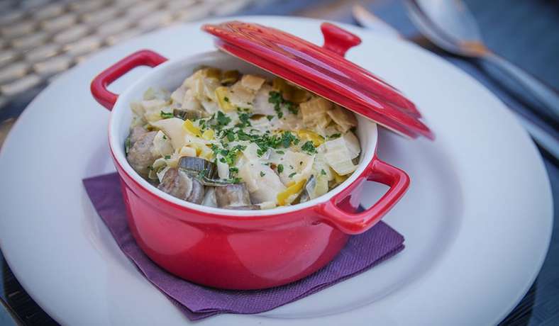 Imagen del bar/restaurante del Hotel H&ocirc;tel Inn Design Langres Resto Novo. Foto 2