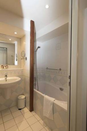 Imagen de la habitación del Hotel Hôtel Ithurria. Foto 5