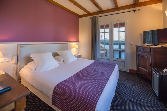 Imagen de la habitación del Hotel Hôtel Ithurria. Foto 12