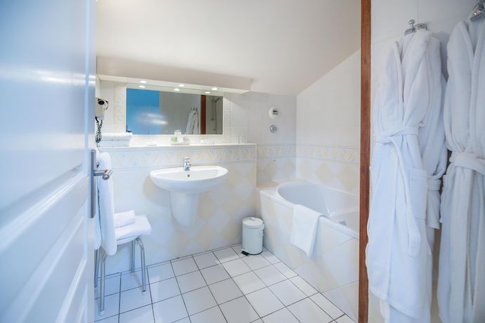 Imagen de la habitación del Hotel Hôtel Ithurria. Foto 19