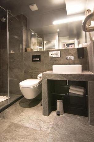 Imagen de la habitación del Hotel H&ocirc;tel JJ32 Luxembourg Centre Gare. Foto 9