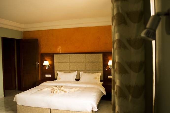 Imagen de la habitación del Hotel H&ocirc;tel JOUVENCE INTERNATIONAL. Foto 16