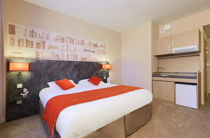 Imagen de la habitación del Hotel H&ocirc;tel Kyriad Angers Ouest Beaucouz&eacute;. Foto 10