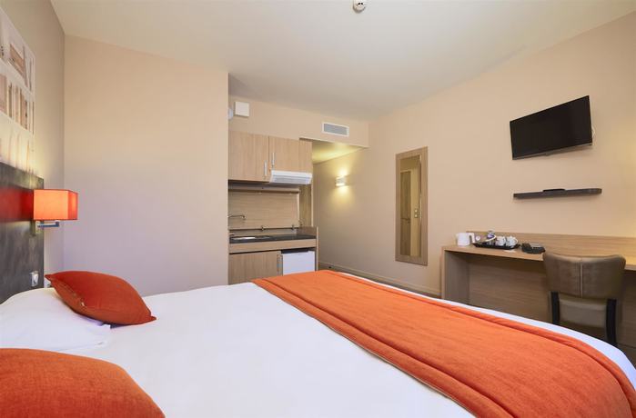 Imagen de la habitación del Hotel H&ocirc;tel Kyriad Angers Ouest Beaucouz&eacute;. Foto 15