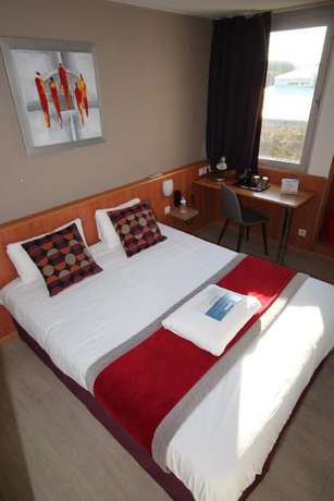 Imagen de la habitación del Hotel H&ocirc;tel Kyriad Martigues Sud. Foto 5