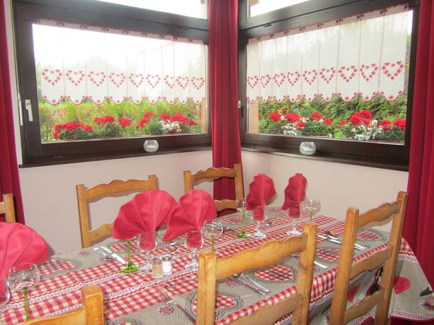 Imagen del bar/restaurante del Hotel Hôtel L\'Écu D\'Alsace. Foto 3