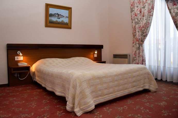 Imagen de la habitación del Hotel Hôtel L\'Écu D\'Alsace. Foto 11