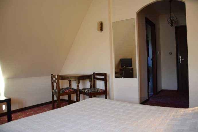 Imagen de la habitación del Hotel Hôtel L\'Écu D\'Alsace. Foto 15
