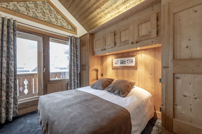 Imagen de la habitación del Hotel H&ocirc;tel L\'Eterlou. Foto 5