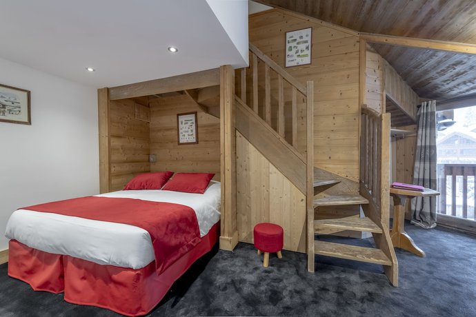 Imagen de la habitación del Hotel H&ocirc;tel L\'Eterlou. Foto 17