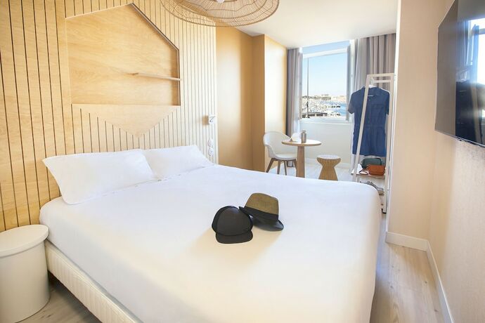 Imagen de la habitación del Hotel Hôtel LIFE Marseille VP Vieux-Port. Foto 15