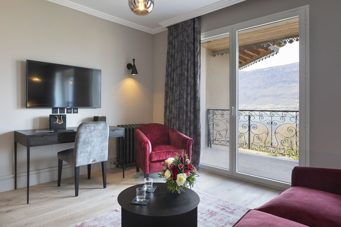 Imagen de la habitación del Hotel H&ocirc;tel L'Incomparable by Les Etincelles. Foto 18