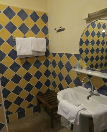 Imagen de la habitación del Hotel H&ocirc;tel L\'Oronge. Foto 11