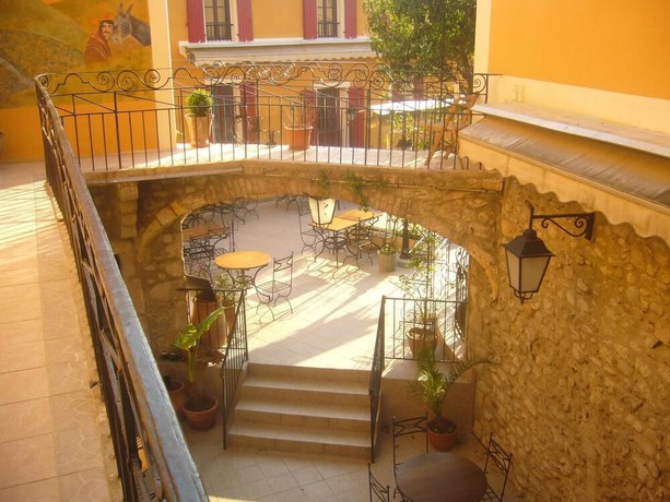 Imagen general del Hotel Hôtel L\'Oronge. Foto 1