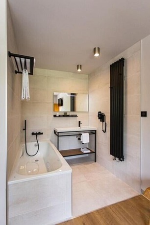 Imagen de la habitación del Hotel H&ocirc;tel L\'Ouvr&eacute;e Restaurant le 428. Foto 8