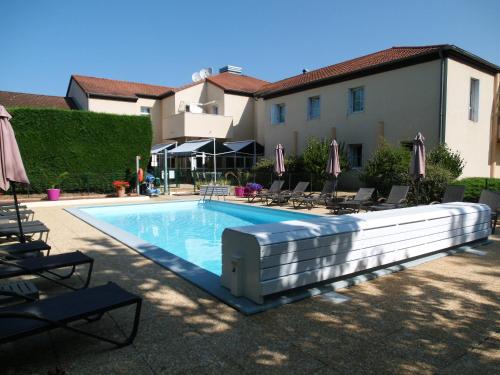Imagen general del Hotel H&ocirc;tel La B&eacute;rang&egrave;re, Perouges. Foto 2