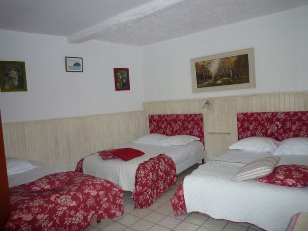 Imagen de la habitación del Hotel Hôtel La Bellaudière. Foto 7