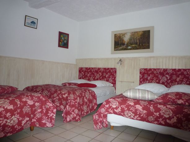 Imagen de la habitación del Hotel Hôtel La Bellaudière. Foto 9