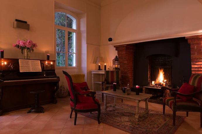 Imagen de los interiores del Hotel Hôtel La Bellaudière. Foto 20