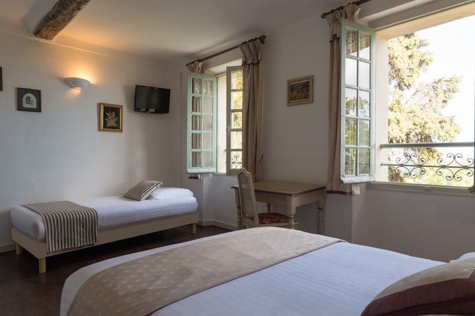 Imagen de la habitación del Hotel Hôtel La Bellaudière. Foto 16