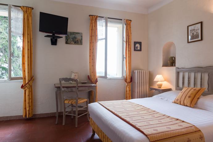 Imagen de la habitación del Hotel Hôtel La Bellaudière. Foto 17
