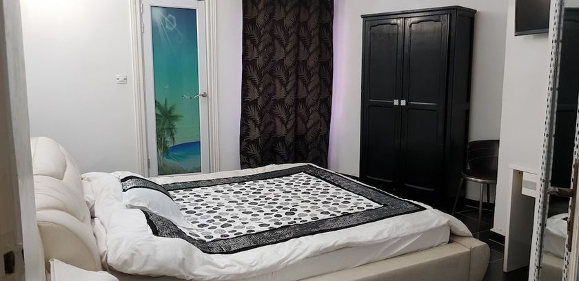 Imagen de la habitación del Hotel H&ocirc;tel La Brise. Foto 12