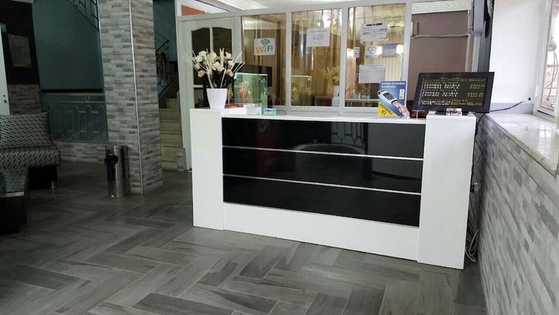 Imagen de los interiores del Hotel H&ocirc;tel La Brise. Foto 19