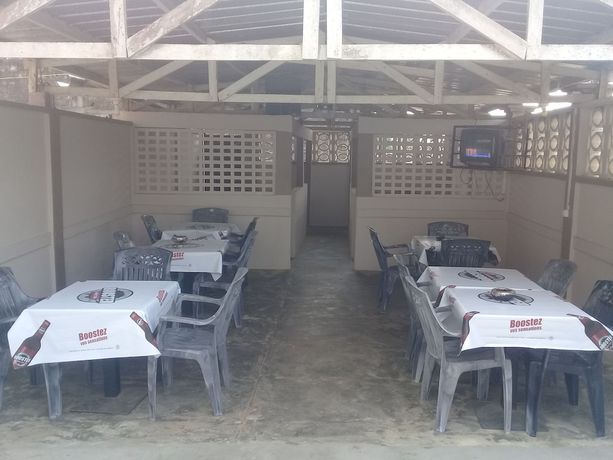 Imagen de los exteriores del Hotel H&ocirc;tel La Cachette Des Copains. Foto 10
