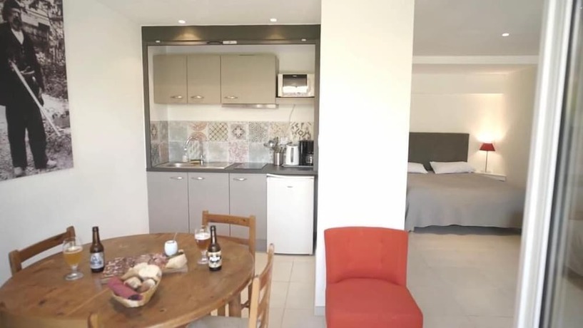 Imagen de la habitación del Hotel Hôtel La Casa Rossa and Spa. Foto 3