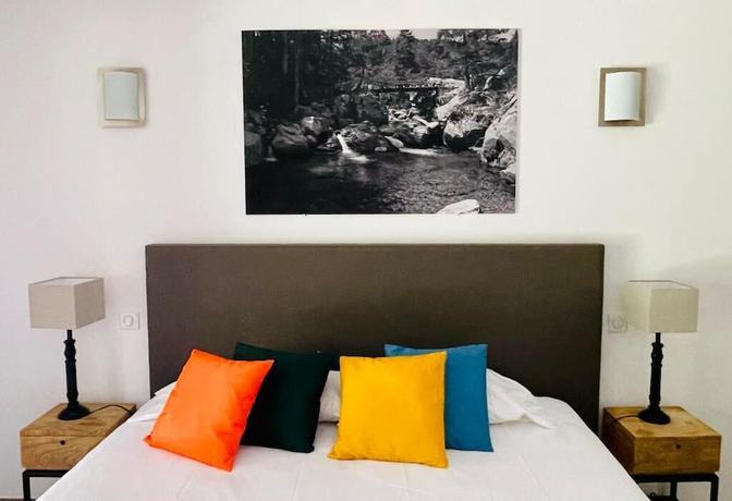 Imagen de la habitación del Hotel Hôtel La Casa Rossa and Spa. Foto 15