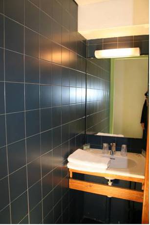 Imagen de la habitación del Hotel H&ocirc;tel La Chartreuse. Foto 5