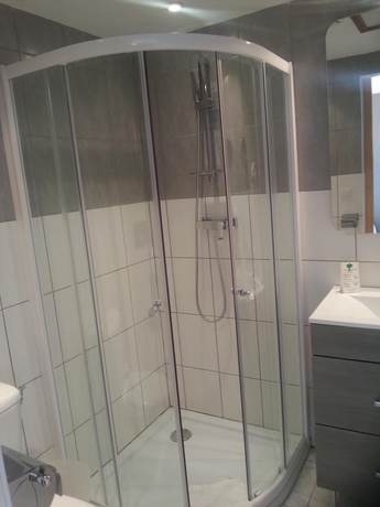 Imagen de la habitación del Hotel H&ocirc;tel La Chaumi&egrave;re, Marseillan. Foto 6