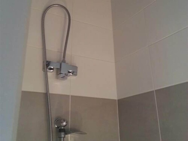 Imagen de la habitación del Hotel H&ocirc;tel La Chaumi&egrave;re, Marseillan. Foto 18