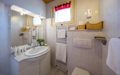 Imagen de la habitación del Hotel H&ocirc;tel La Chaumi&egrave;re, Morzine. Foto 6