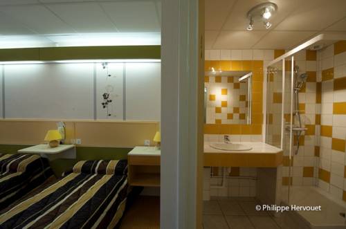 Imagen de la habitación del Hotel H&ocirc;tel La Cr&egrave;che. Foto 12