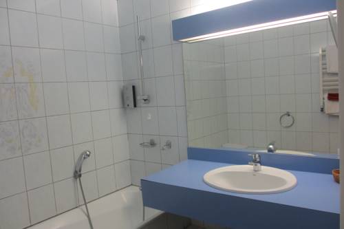 Imagen de la habitación del Hotel H&ocirc;tel La Cr&egrave;che. Foto 13