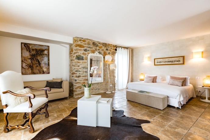 Imagen de la habitación del Hotel H&ocirc;tel La Dimora & Spa. Foto 3