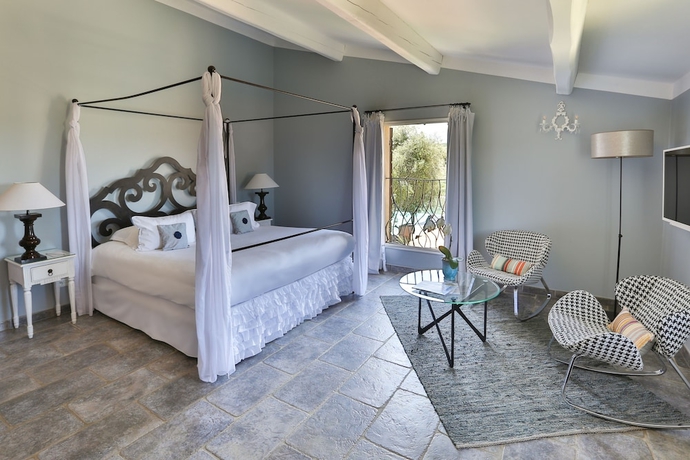 Imagen de la habitación del Hotel H&ocirc;tel La Dimora & Spa. Foto 12