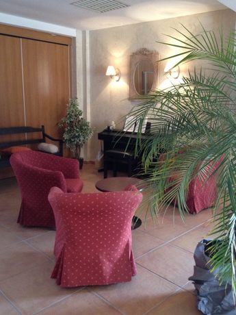 Imagen de los interiores del Hotel H&ocirc;tel La Fr&eacute;gate. Foto 16