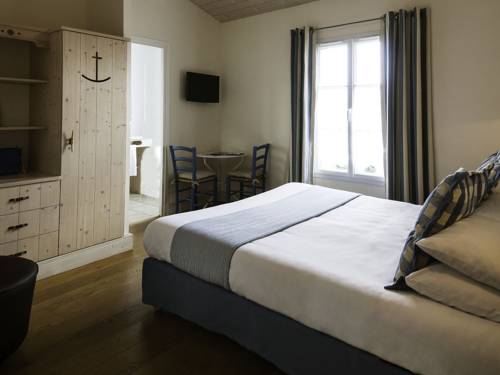 Imagen de la habitación del Hotel H&ocirc;tel La Galiote En R&eacute;. Foto 11