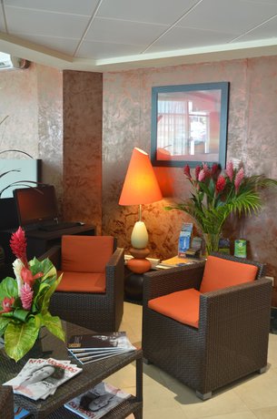 Imagen de los interiores del Hotel H&ocirc;tel La Galleria. Foto 20