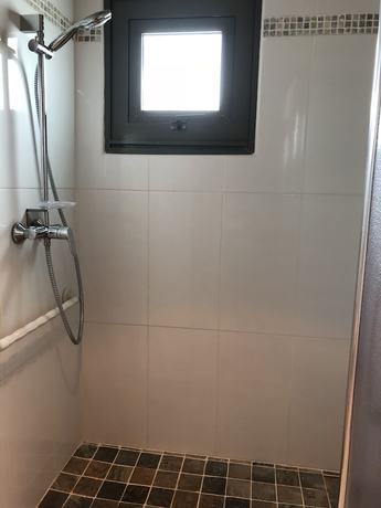 Imagen de la habitación del Hotel H&ocirc;tel La Galleria. Foto 18