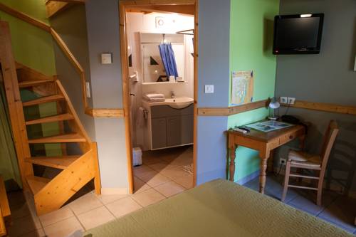 Imagen de la habitación del Hotel H&ocirc;tel La Garenne. Foto 5