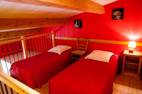 Imagen de la habitación del Hotel H&ocirc;tel La Garenne. Foto 16