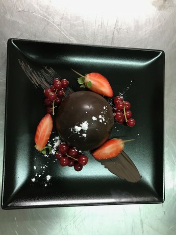 Imagen del bar/restaurante del Hotel Hôtel La Grange. Foto 11