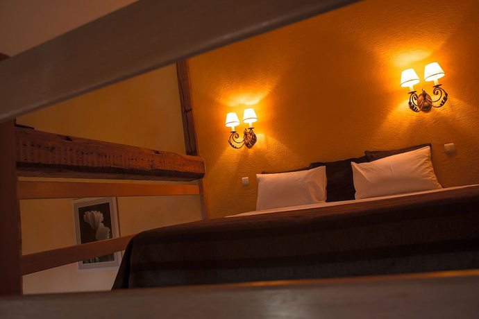 Imagen de la habitación del Hotel H&ocirc;tel La Grappe d\'Or. Foto 6