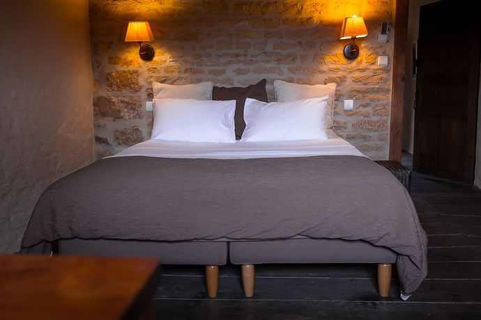 Imagen de la habitación del Hotel H&ocirc;tel La Grappe d\'Or. Foto 13