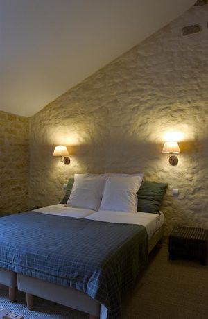 Imagen de la habitación del Hotel H&ocirc;tel La Grappe d\'Or. Foto 17