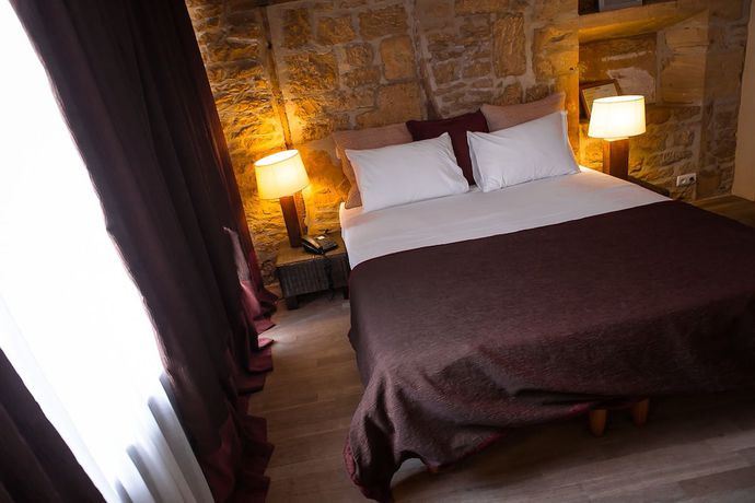 Imagen de la habitación del Hotel H&ocirc;tel La Grappe d\'Or. Foto 18